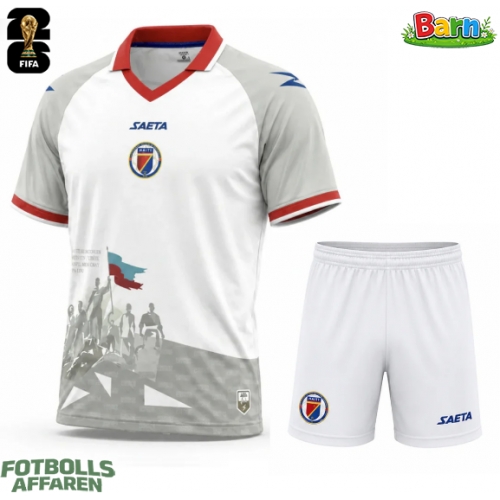 Haiti Bortaställ Barn VM 2026 Kortärmad (+ Korta byxor)